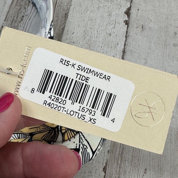 Ris-K Dippin Daisys Tide Bikini Top Only Multicolor Floral Criss Cross Lotus XS - Picture 4 of 7